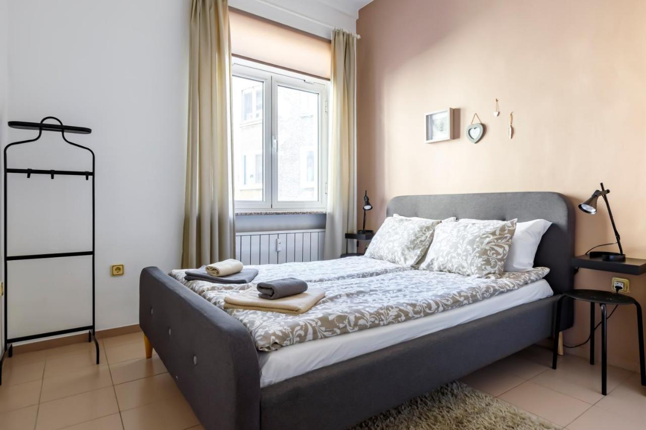 Apartment 11 Sofia Bagian luar foto