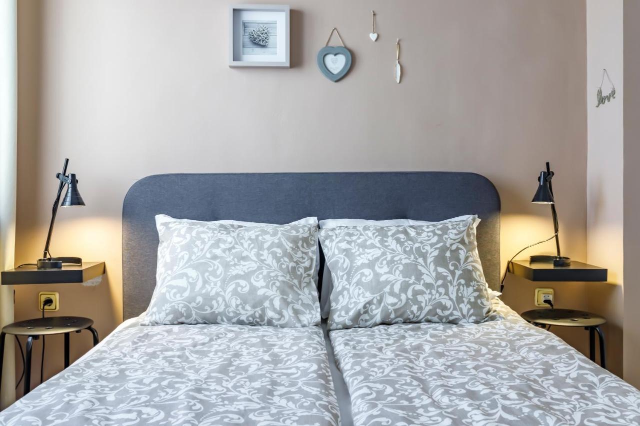Apartment 11 Sofia Bagian luar foto